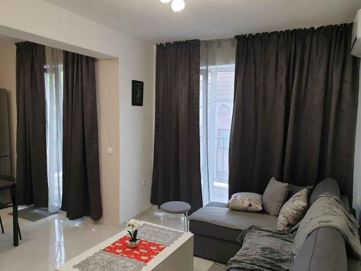Two-Bedroom Apartment 5, 15 Tsani Ginchev, Varna, Bulgaria Varna