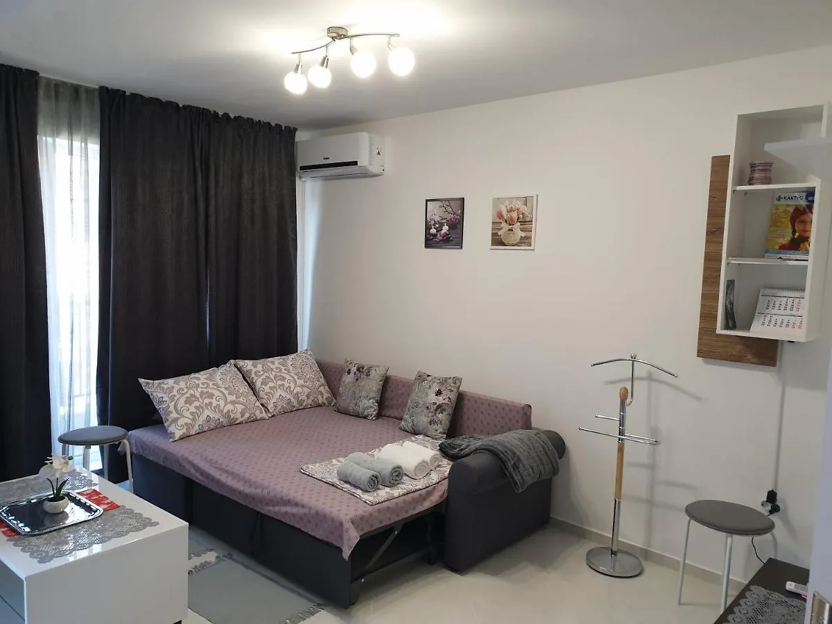 New The Twins Varna Two-Bedroom, Apt 5 At 15 Tsani Ginchev Street, Floor 3 Apartment