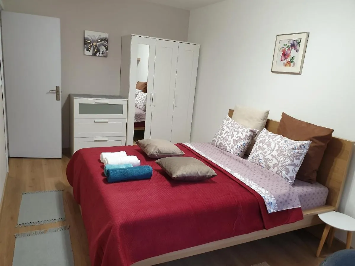 New The Twins Varna Two-Bedroom, Apt 5 At 15 Tsani Ginchev Street, Floor 3 Apartment