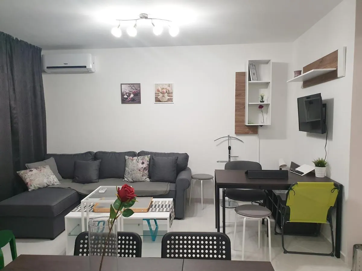 New The Twins Varna Two-Bedroom, Apt 5 At 15 Tsani Ginchev Street, Floor 3 Apartment
